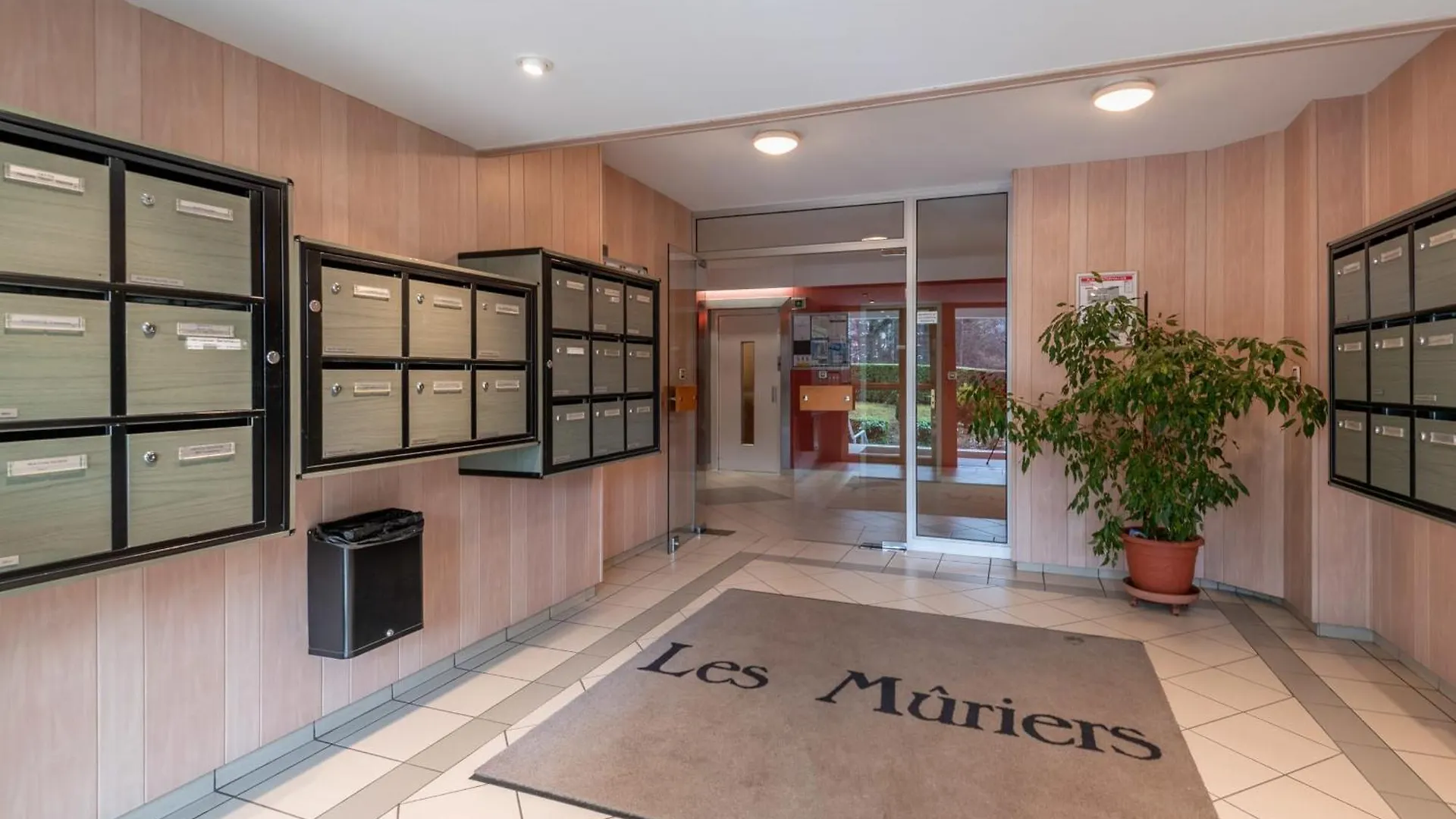 Pommaries Furnished Flat Apartment Annecy 0*,  France
